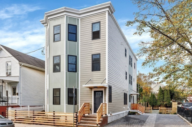 229 Elm Street Unit 3, Cambridge, MA